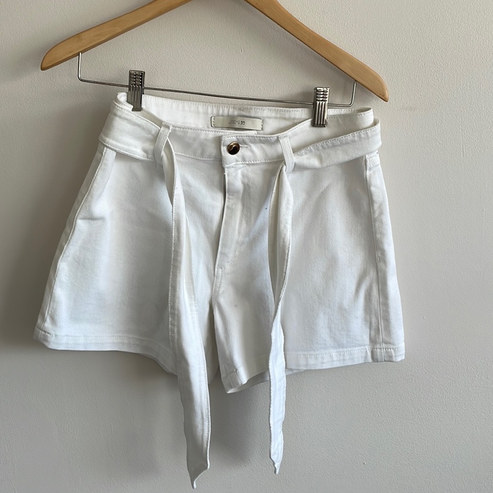 Joe’s white jeans shorts